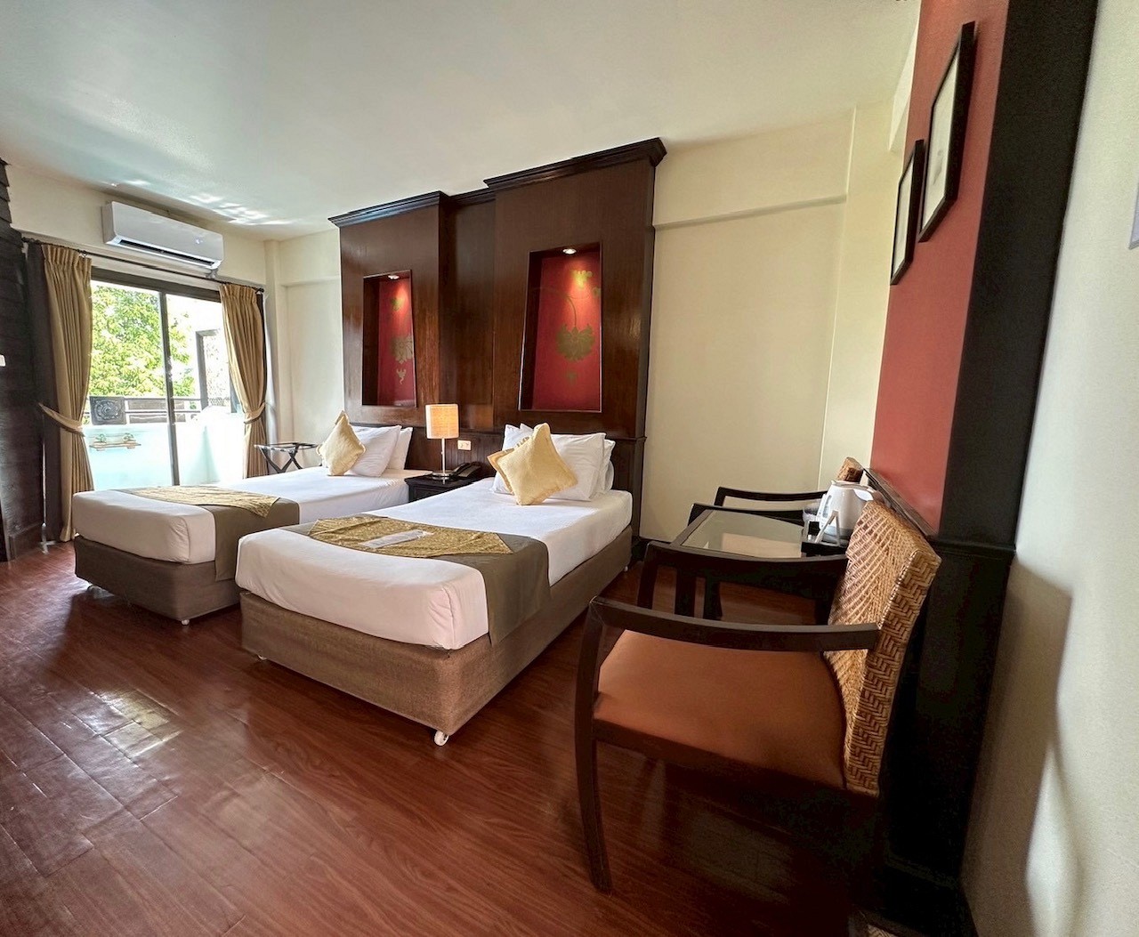 Deluxe Lanna Room