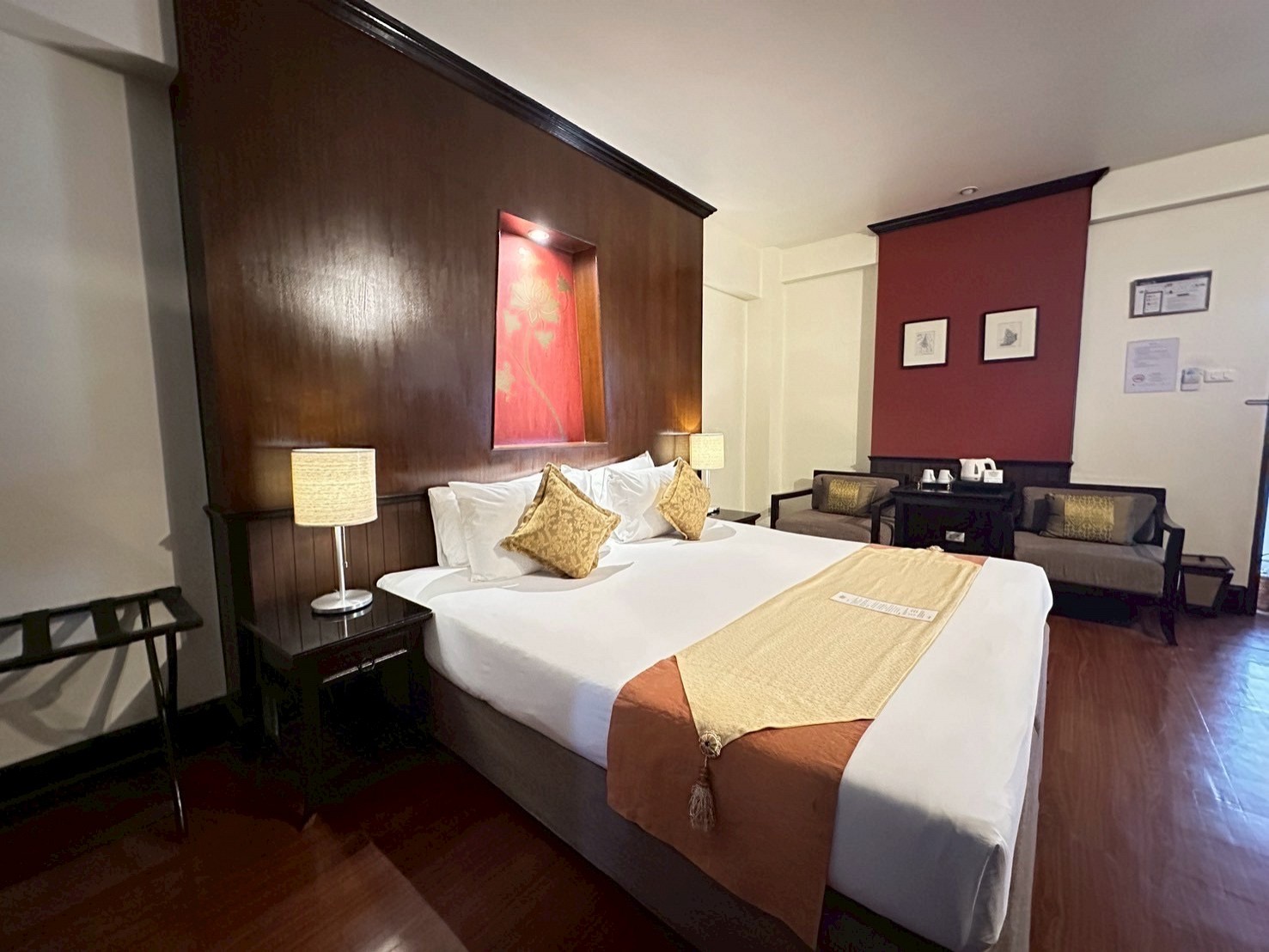 Deluxe Lanna Room