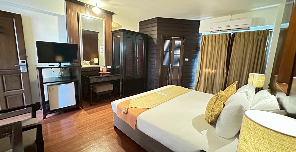 Deluxe Lanna Room