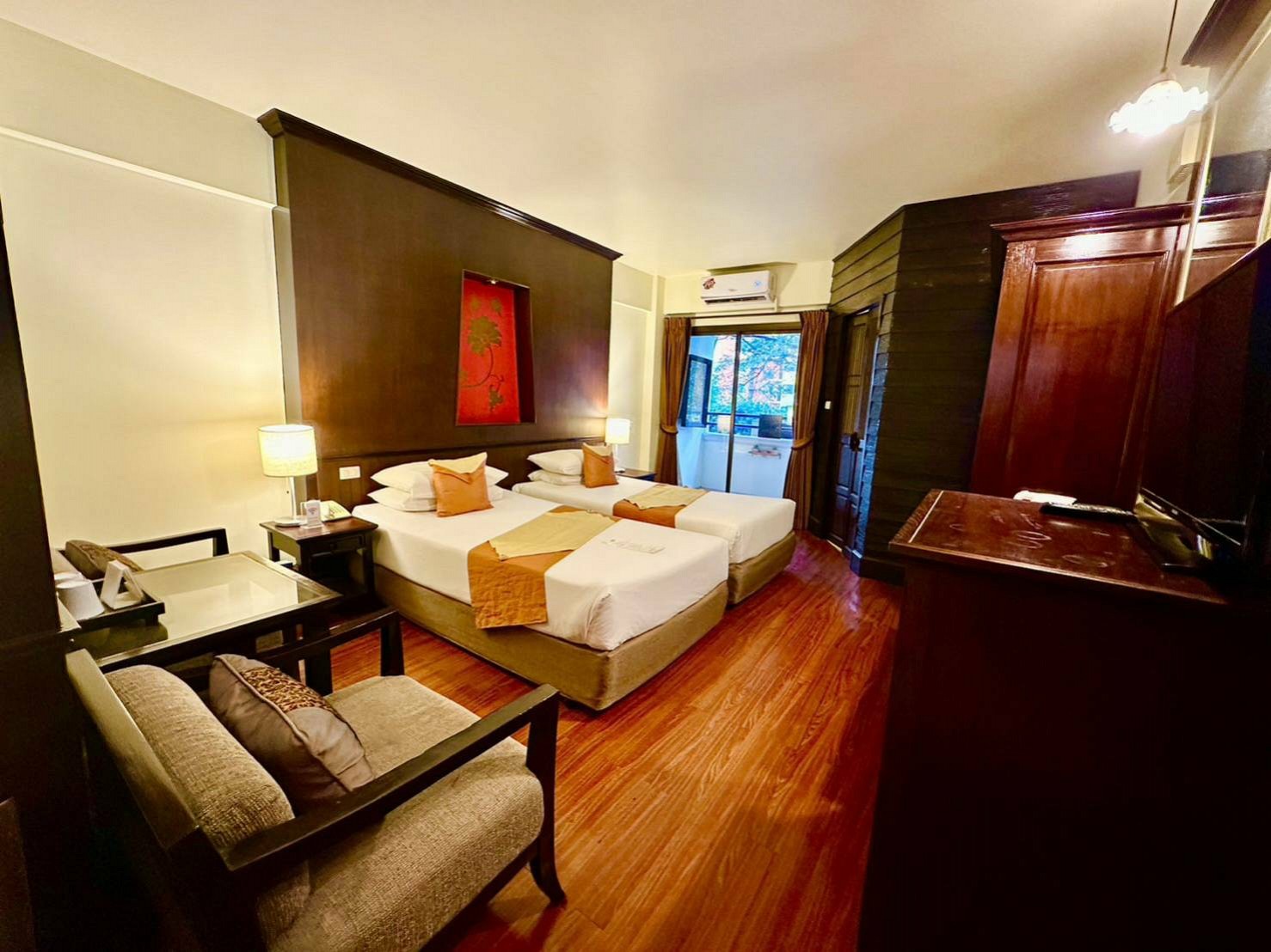 Deluxe Lanna Room