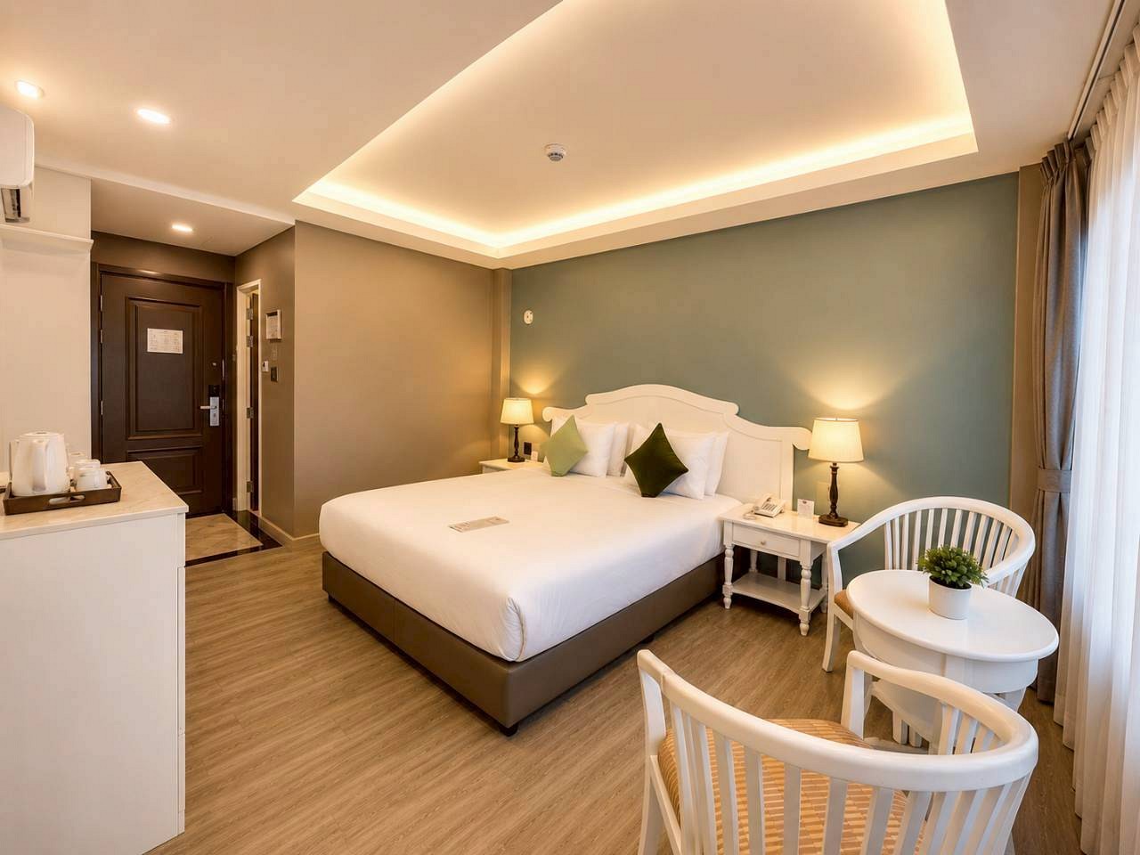 Grand Deluxe Room