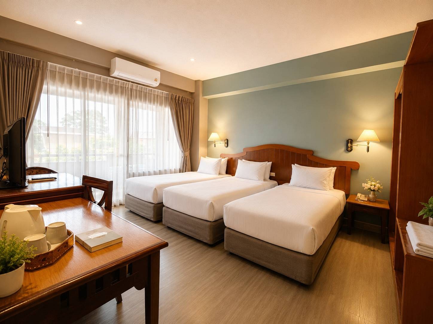 Deluxe Family Connecting Room