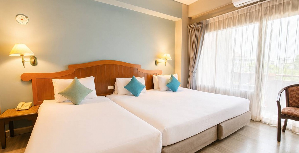 Deluxe Family Connecting Room