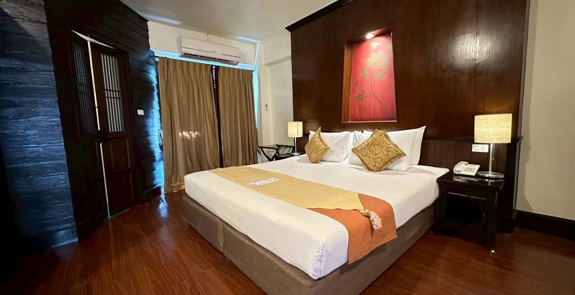 Deluxe Lanna Room