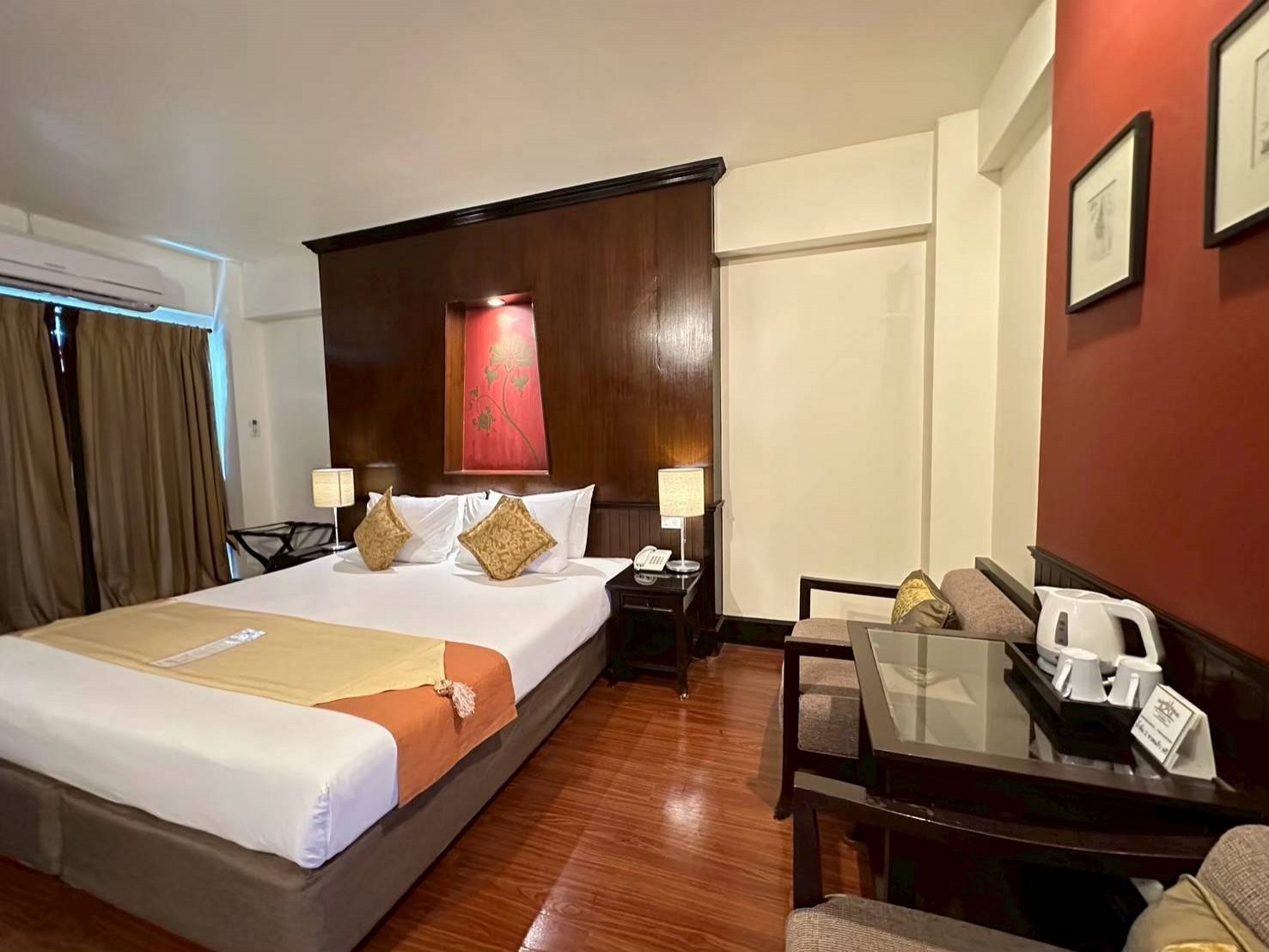 Deluxe Lanna Room